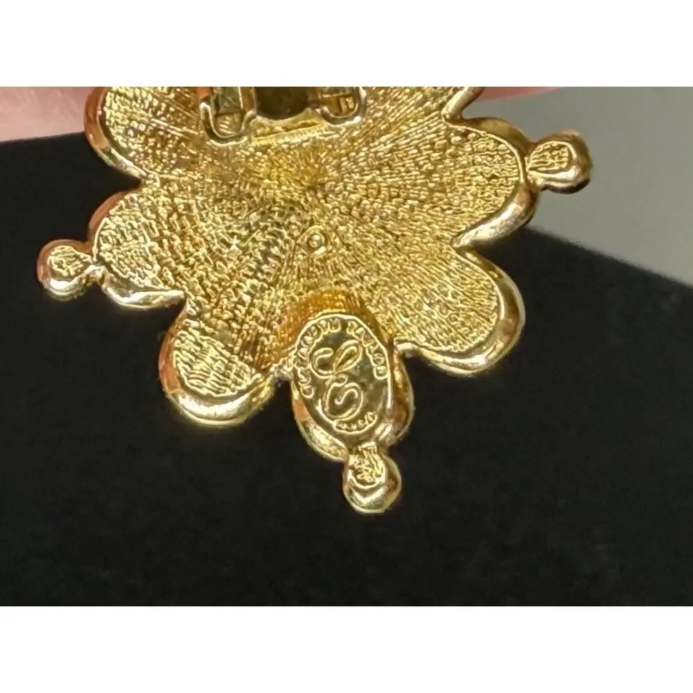 Elizabeth Taylor Avon Coral Cabochon Rhinestone Baroque Clip Earrings Vintage